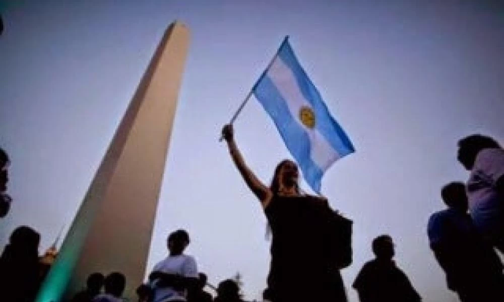 Αργεντινή: Εγκρίθηκε το νομοσχέδιο που νομιμοποιεί τις αμβλώσεις